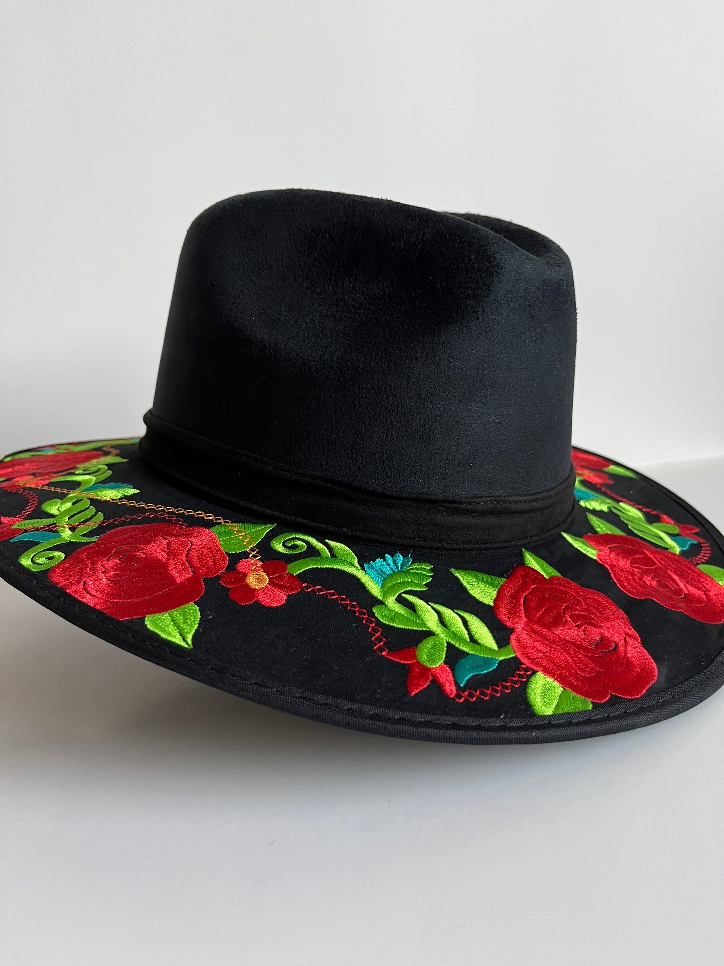 Suede Sombrero For Women ✵ Flowers/Black