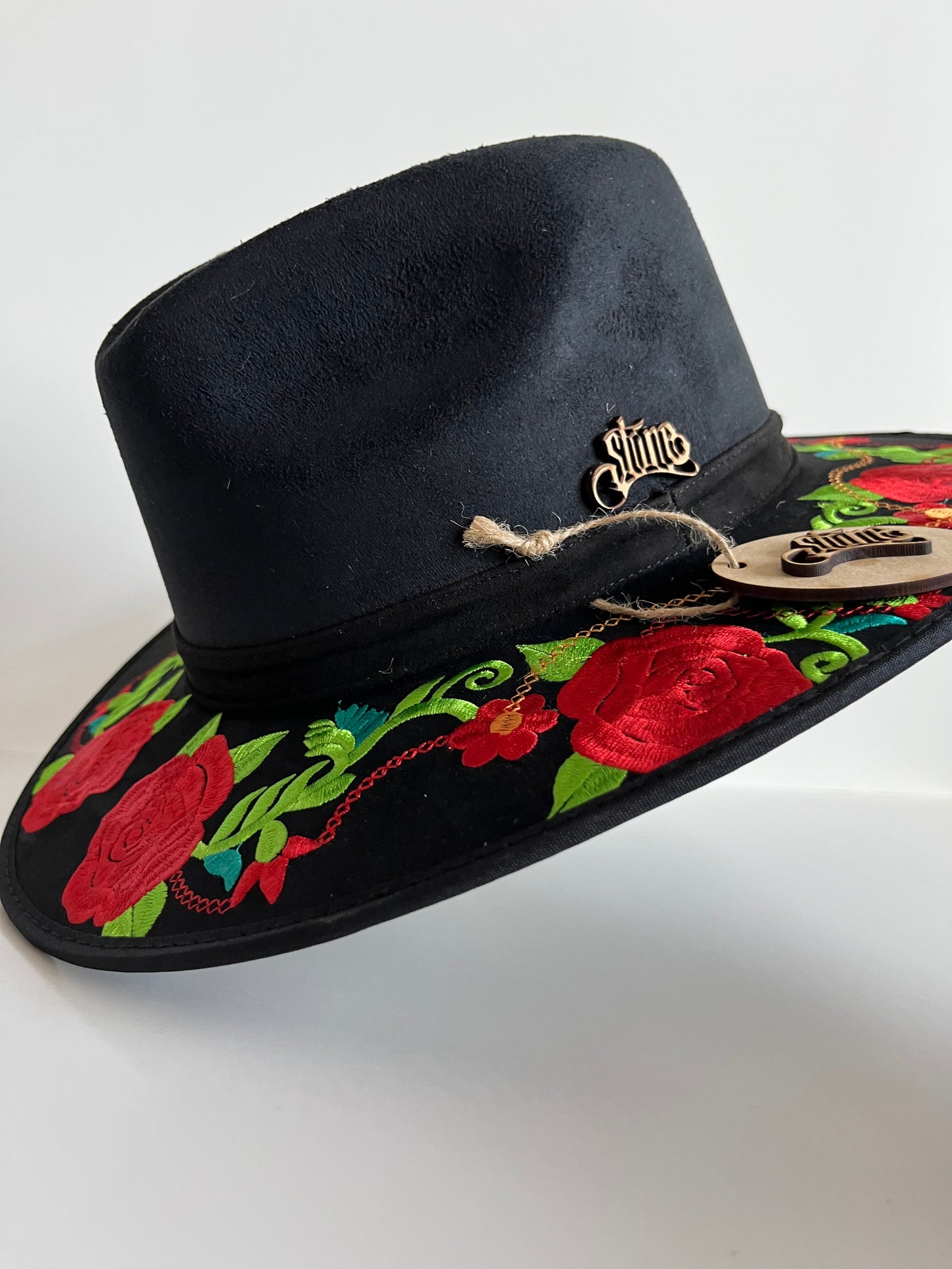 Suede Sombrero For Women ✵ Flowers/Black