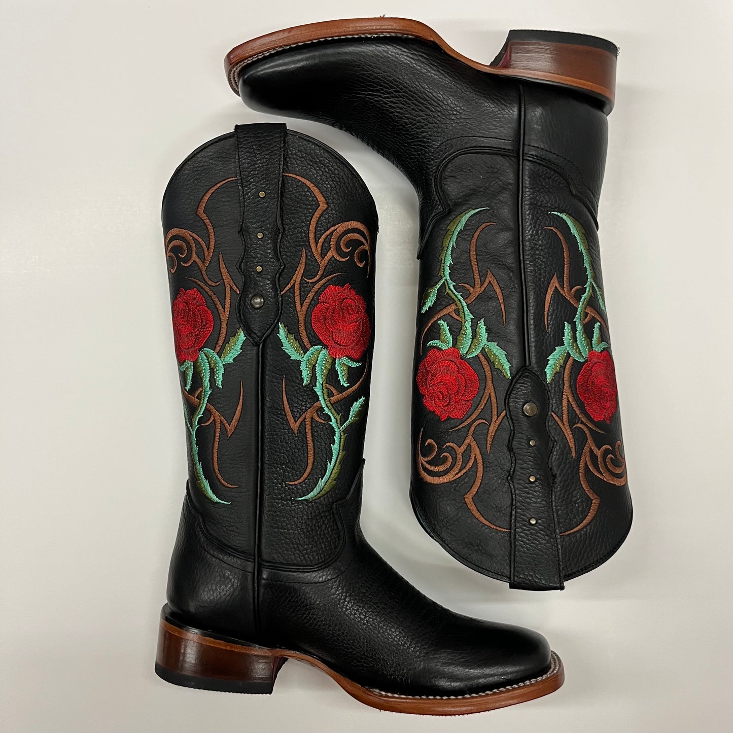 Black Rose Chic Women's Boot ♛ Quincy