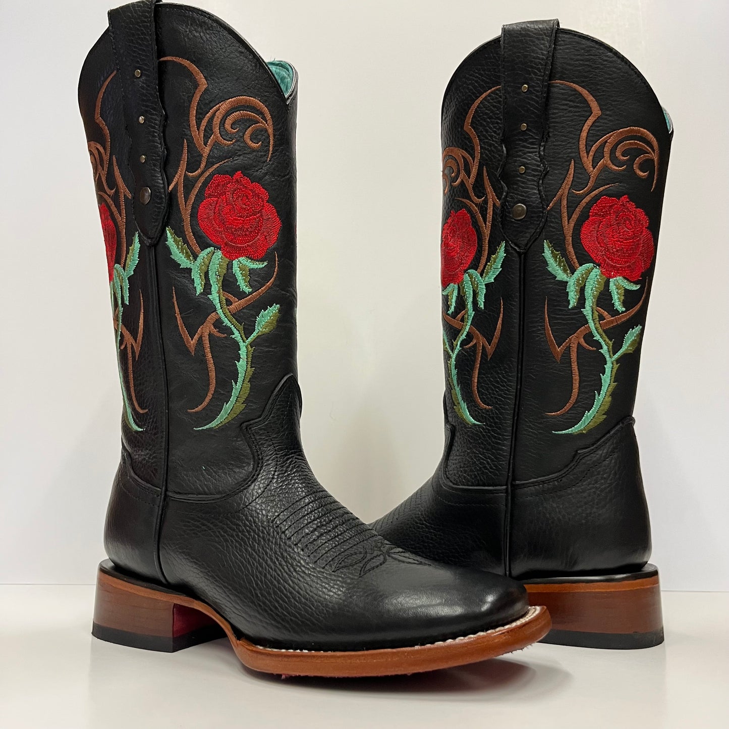 Black Rose Chic Women's Boot ♛ Quincy